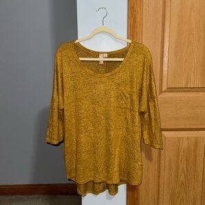 Misia Mustard Yellow Lightweight Soft Back Button Blouse Top Women’s Size Large